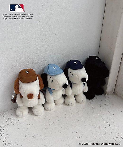 【預訂｜8月】Snoopy in Ginza 銀座展 2026 - MIIA MLB×PEANUTS Charm Pouch 掛飾公仔