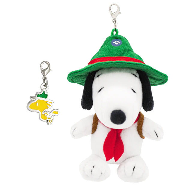 USJ Peanuts Snoopy Beagle Scout 露營童軍系列 - Snoopy 公仔連Woodstock金屬吊飾