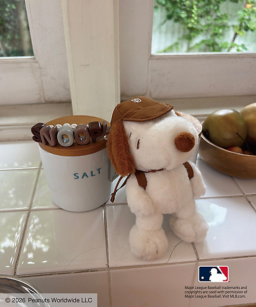 【Pre-order｜Aug】Snoopy in Ginza 2026 - MIIA MLB×PEANUTS Charm Pouch
