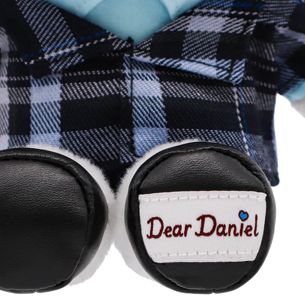 【訂貨】USJ Dear Daniel 藍色格仔服裝 公仔
