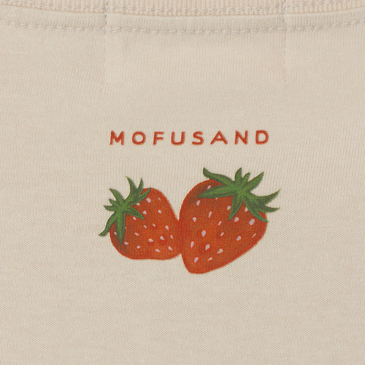 【訂貨】Mofusand MERCI STRAWBERRY 草莓系列 Tshirt (杏色)