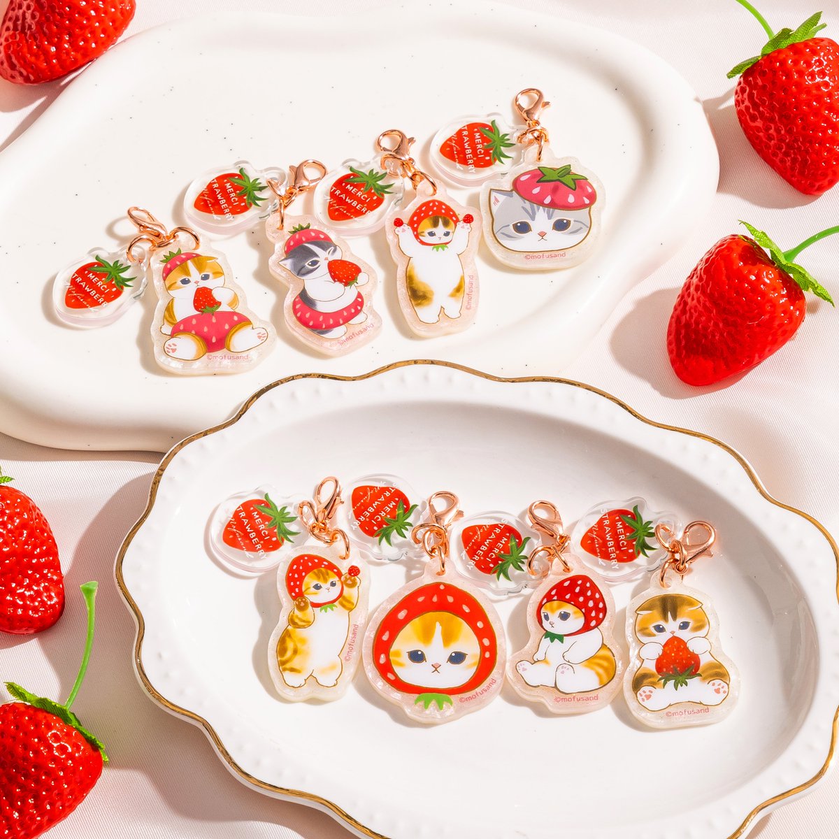 【訂貨】Mofusand MERCI STRAWBERRY 草莓系列 Mini Acrylic Charm 小吊飾