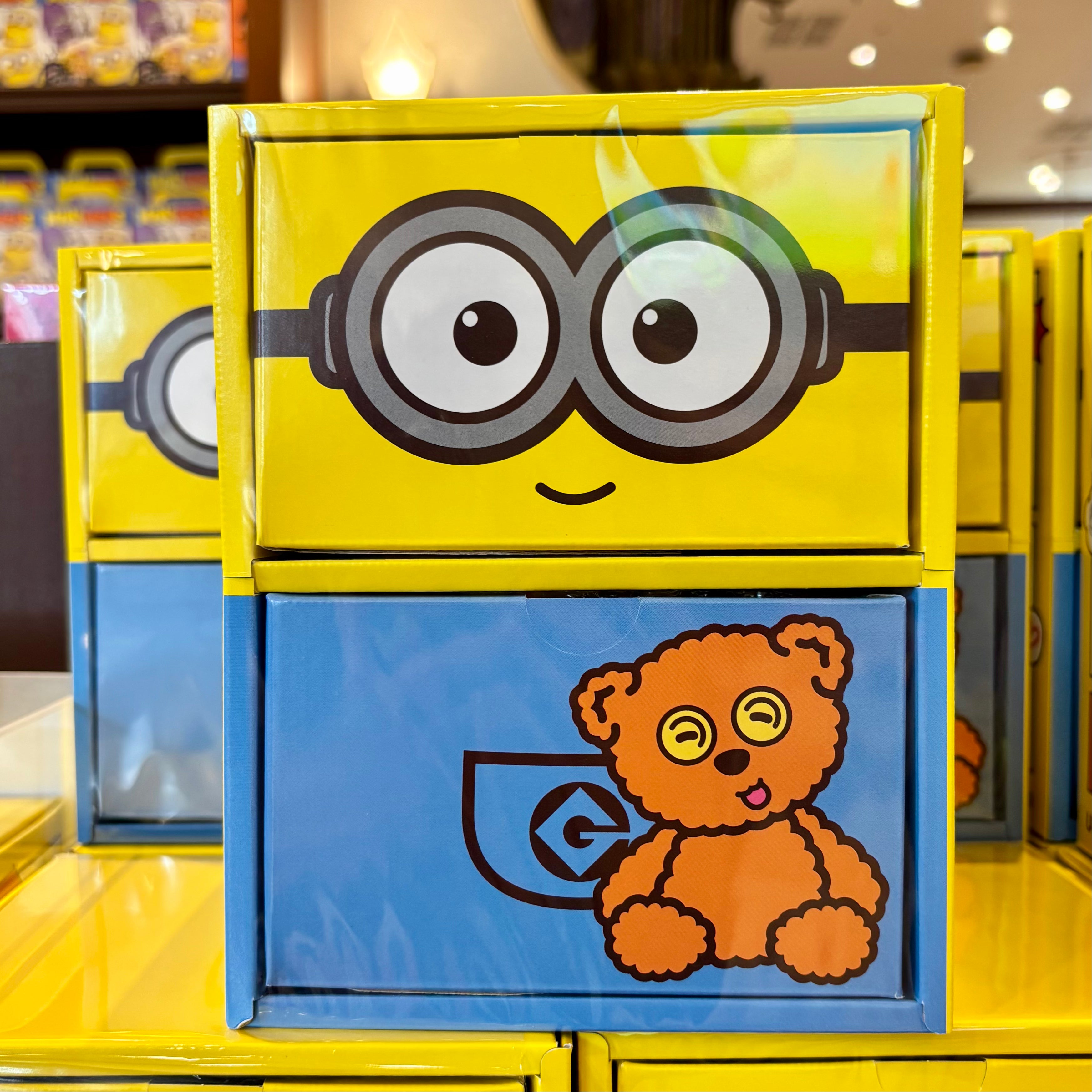 USJ Minions Bob & Tim 紙櫃桶造型朱古力脆脆