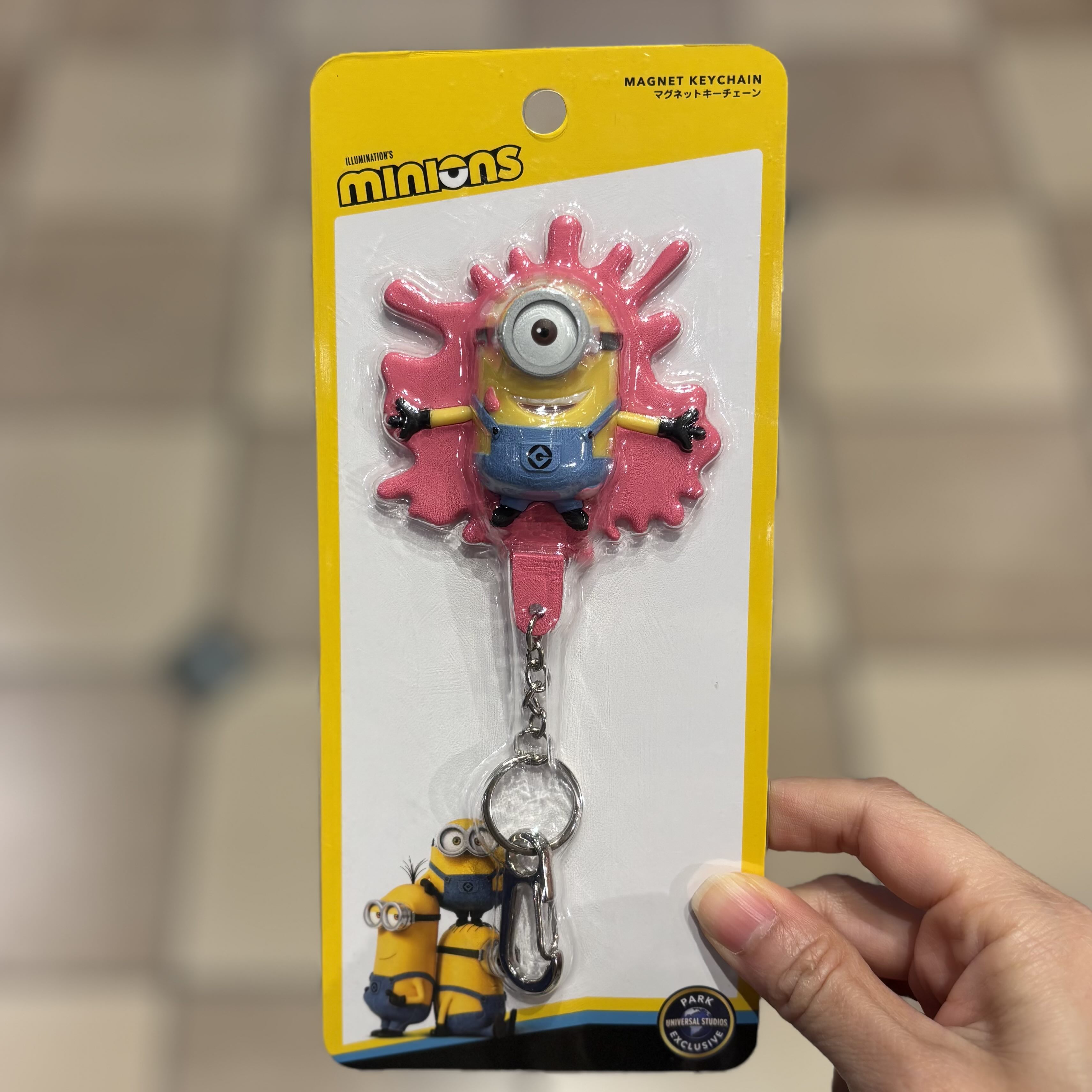 【訂貨】USJ Minions 迷你兵團 小小兵 磁鐵鑰匙扣（噴漆背景）