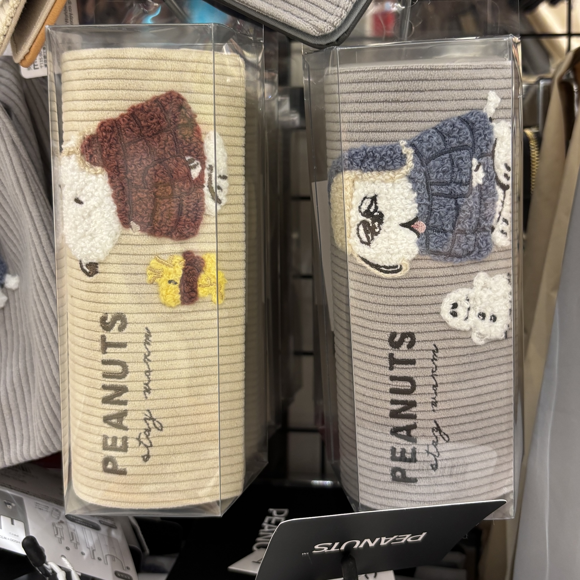 【訂貨】Snoopy 史努比 秋冬羽絨服系列 - 眼鏡盒連抹布