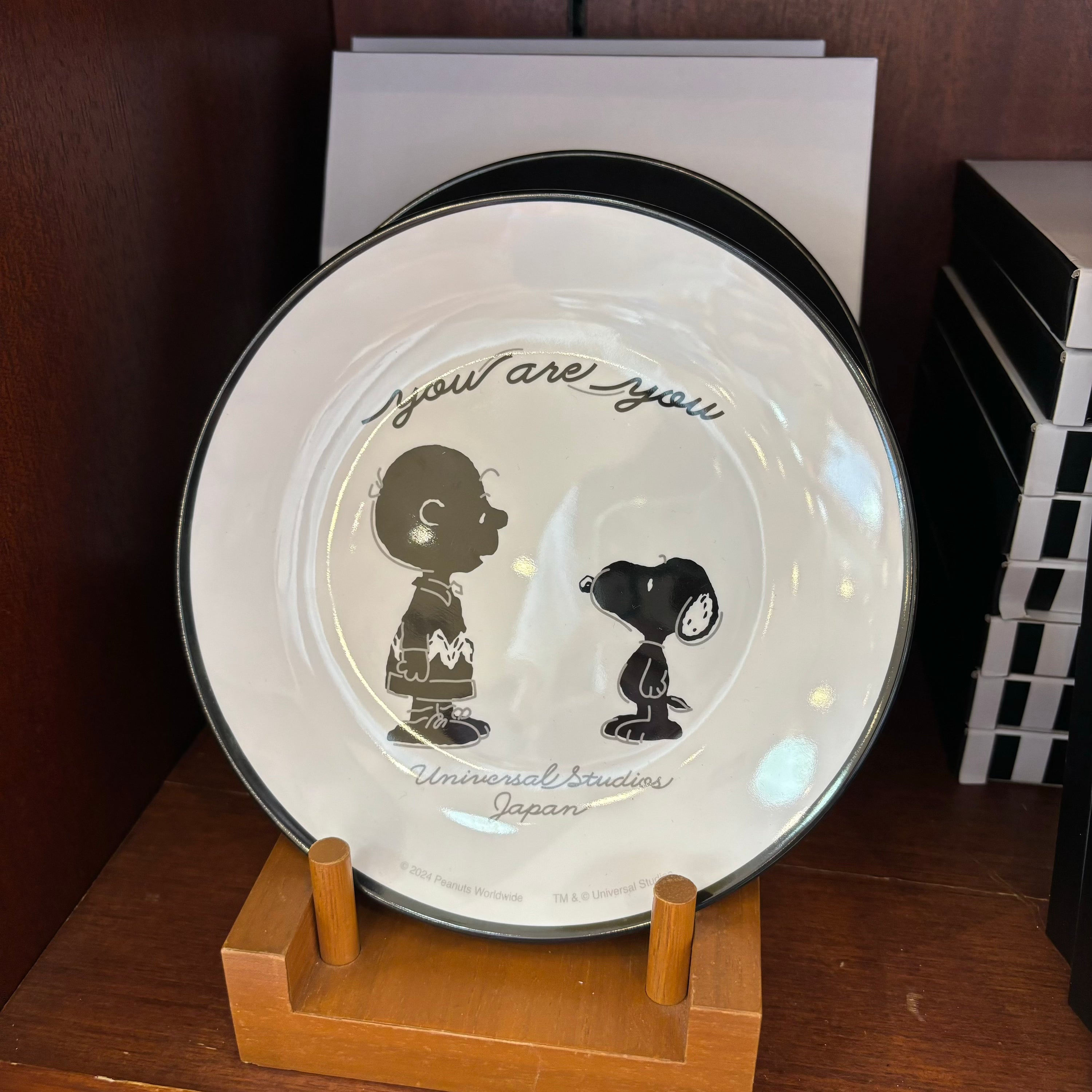【訂貨】USJ Peanuts Snoopy & Charlie Monotone 黑白系列 圓碟套裝