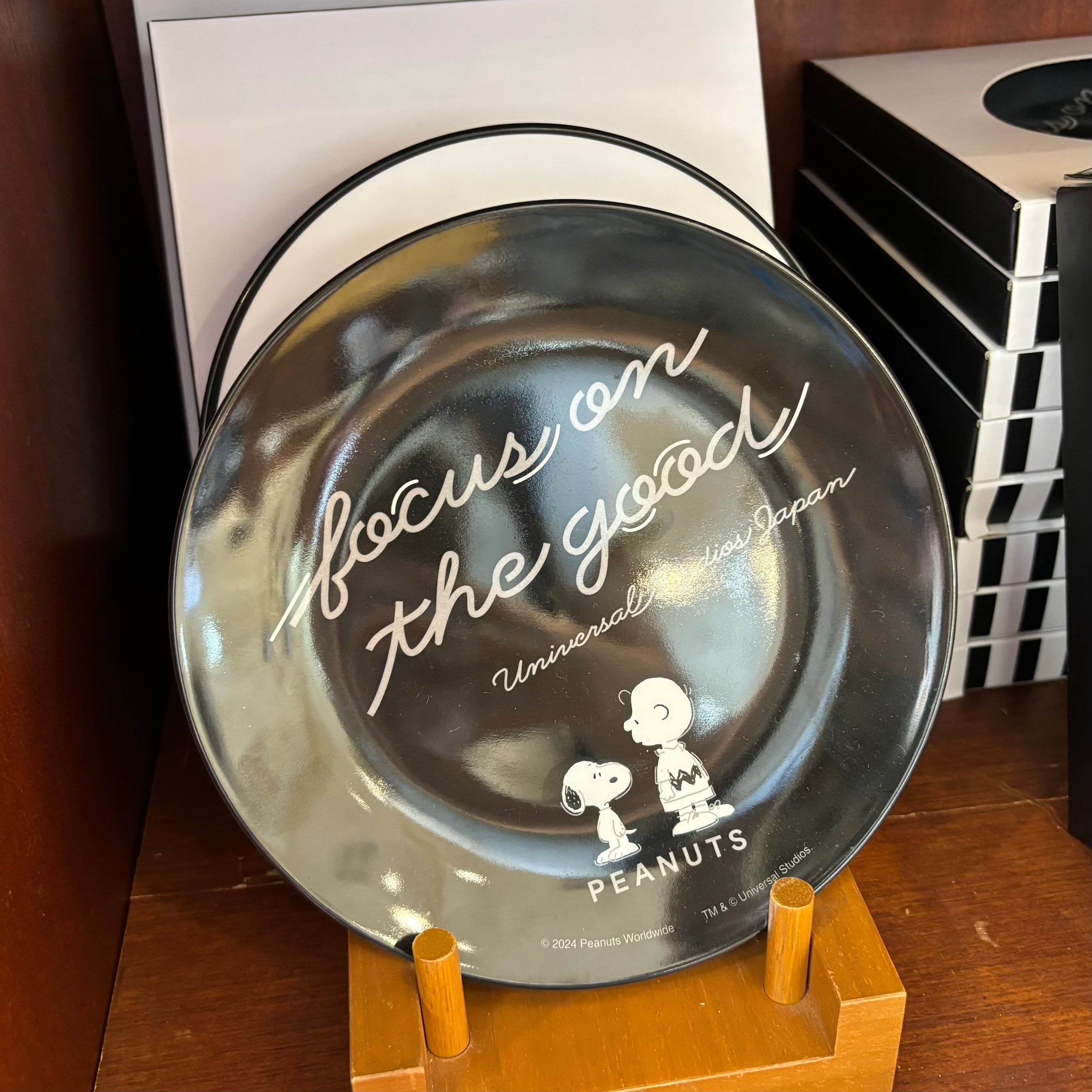 【訂貨】USJ Peanuts Snoopy & Charlie Monotone 黑白系列 圓碟套裝