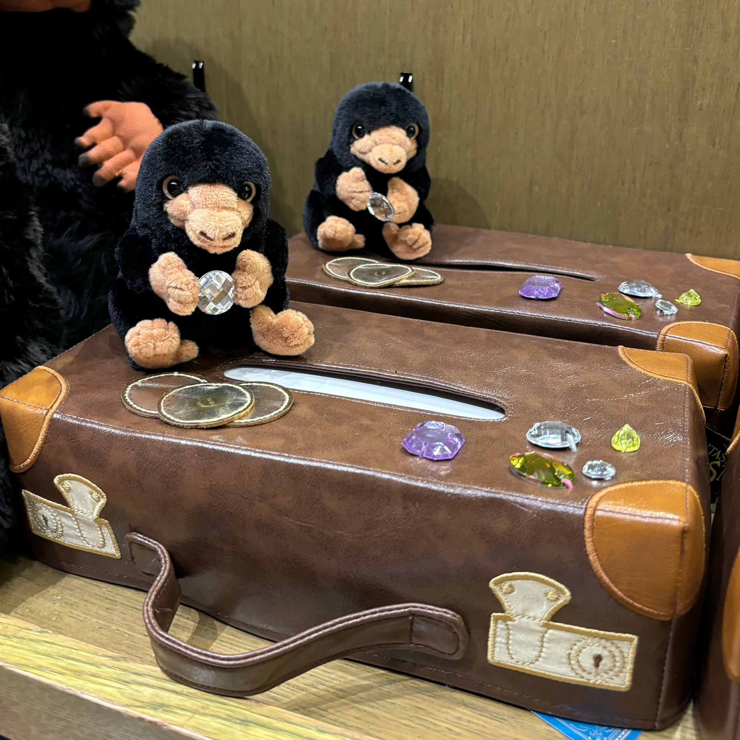 USJ 哈利波特 怪獸與牠們的產地 玻璃獸 行李箱 紙巾盒套