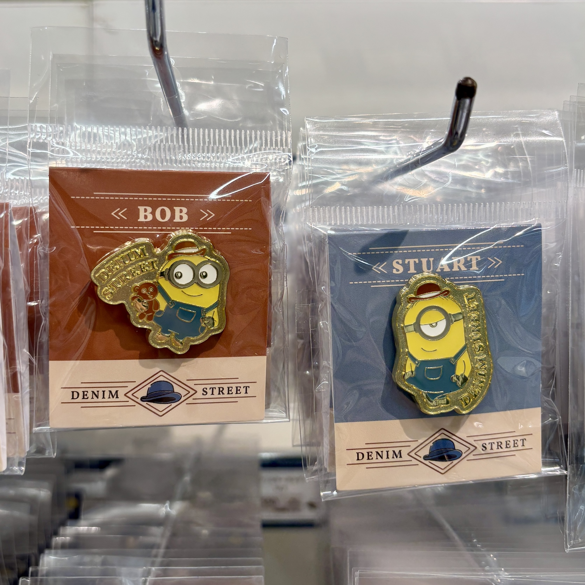 【訂貨】MINIONS in DENIM STREET 金屬襟章