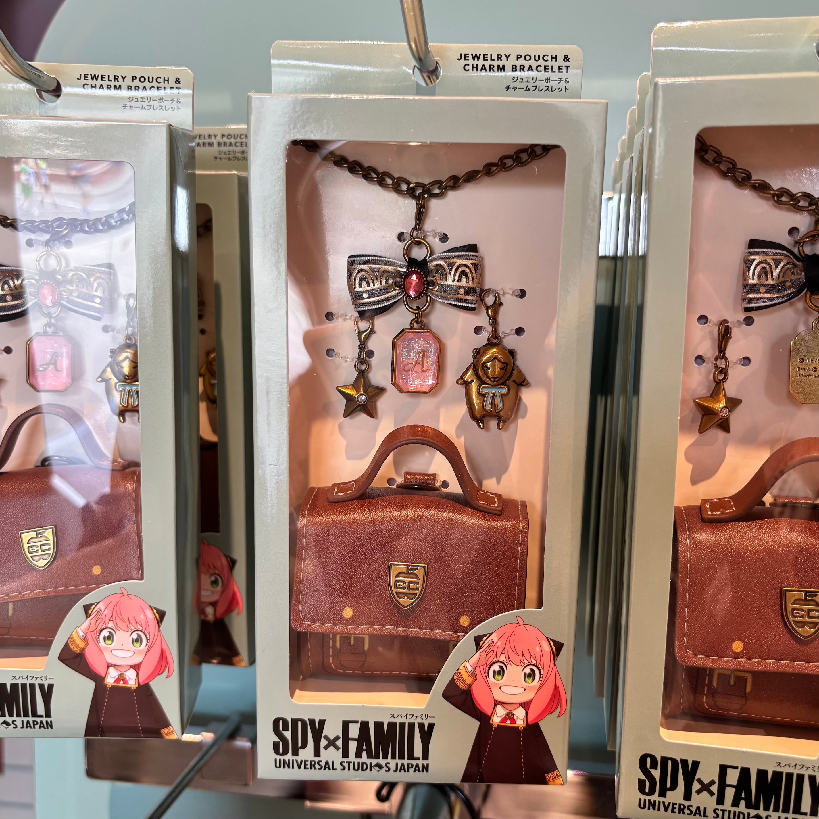 USJ SPYXFAMILY 2025 手鍊連吊墜 安妮亞書包型首飾袋 套裝