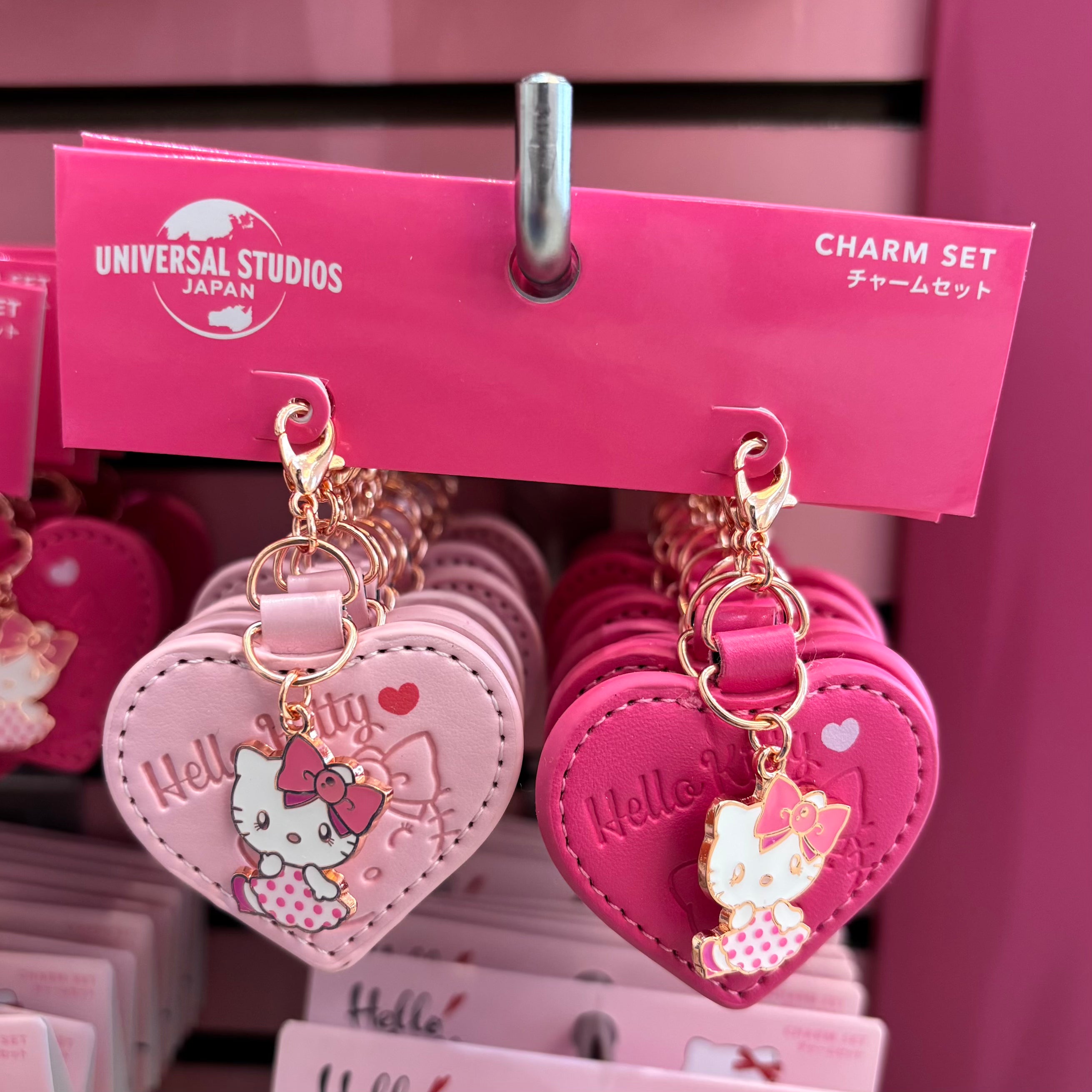 USJ Hello Kitty Charm set 心形牌小吊飾