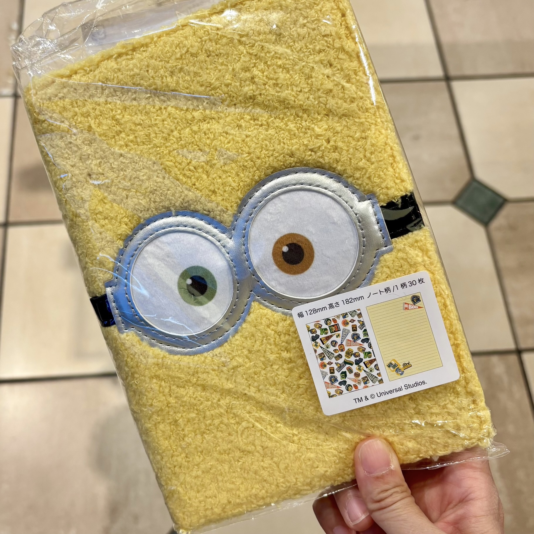 【訂貨】USJ Minions Bob 毛毛記事本