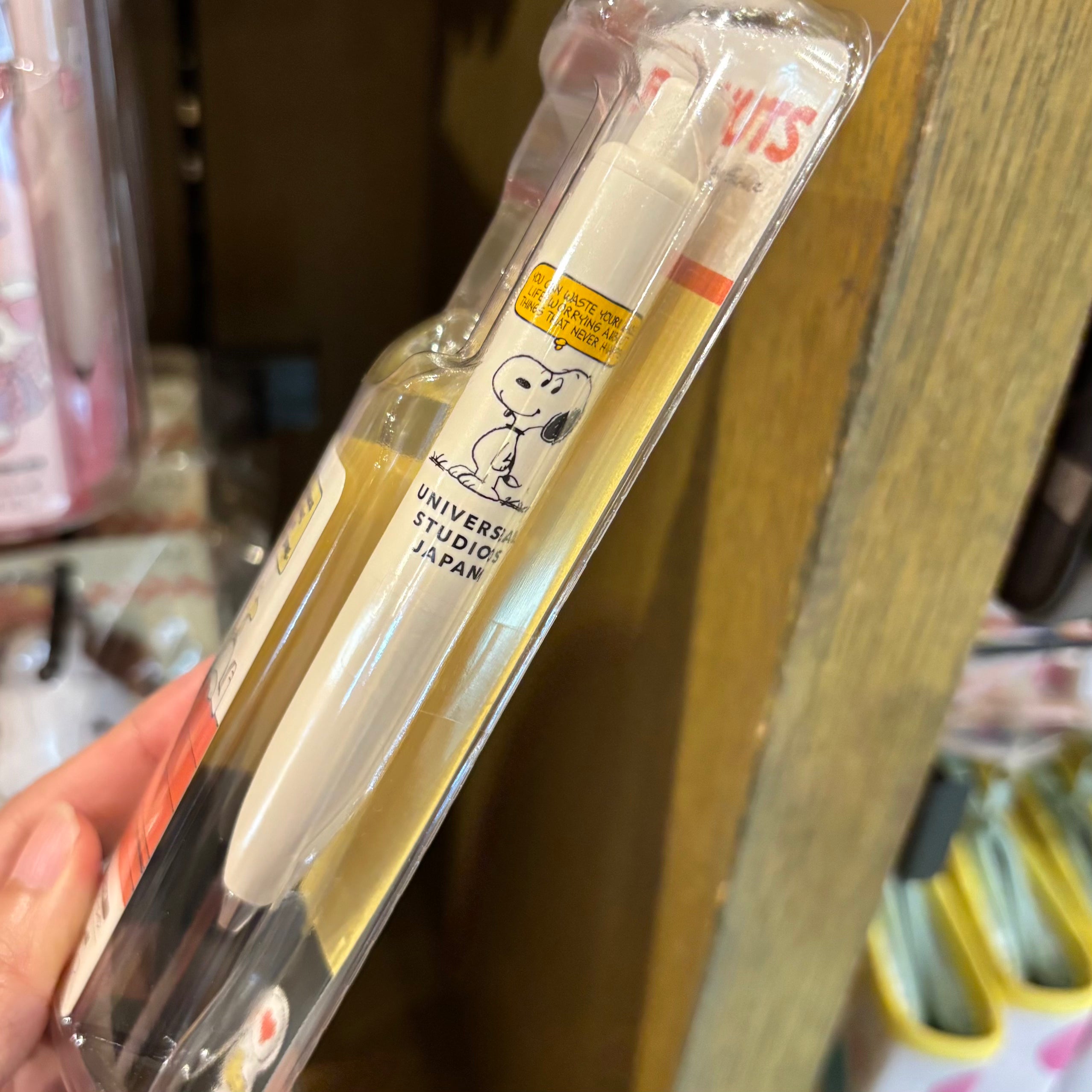 【訂貨】USJ Peanuts Snoopy & Woodstock Uni-Ball One 啫喱筆（連小吊飾）