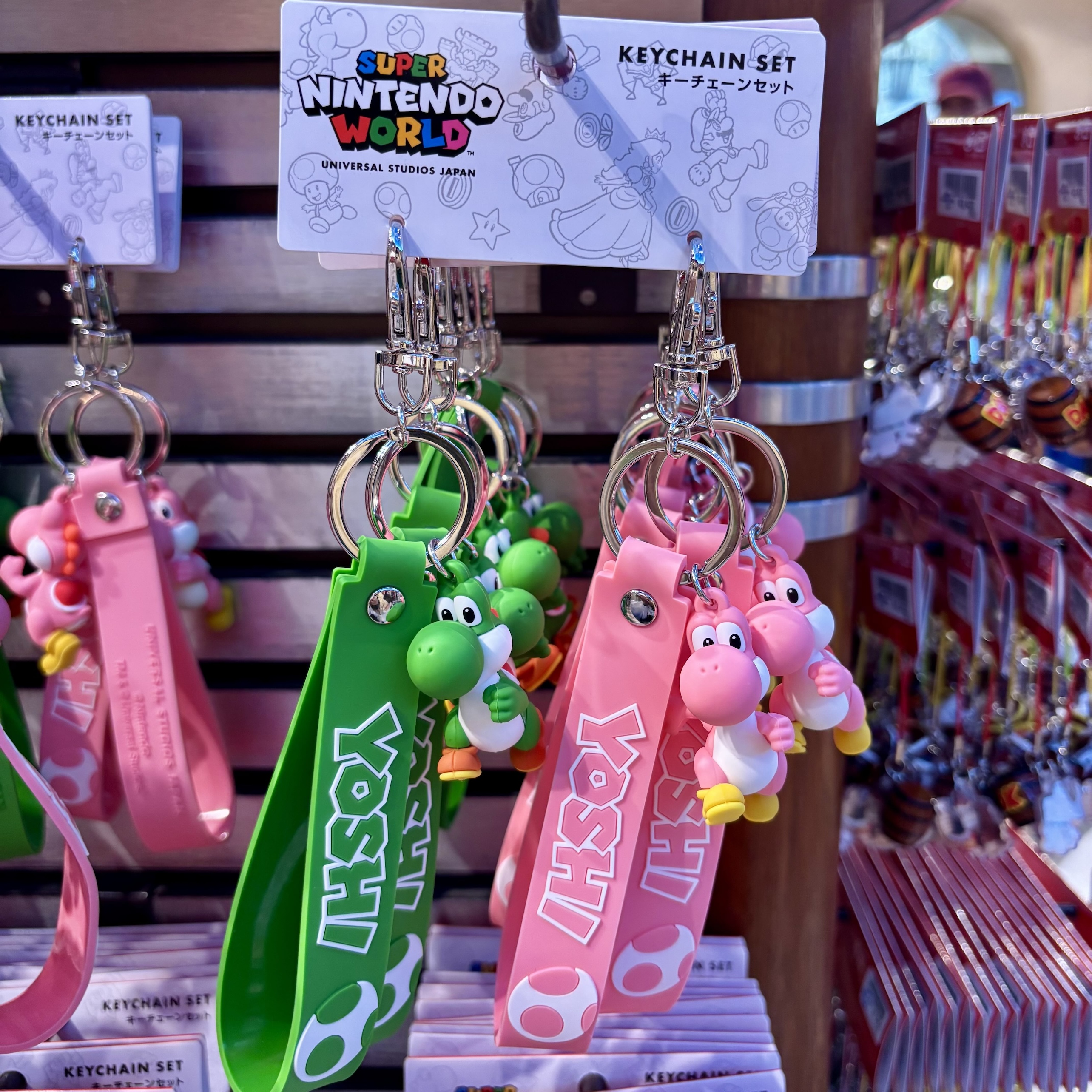 【訂貨】USJ Green & Pink Yoshi Pair Keychain Set