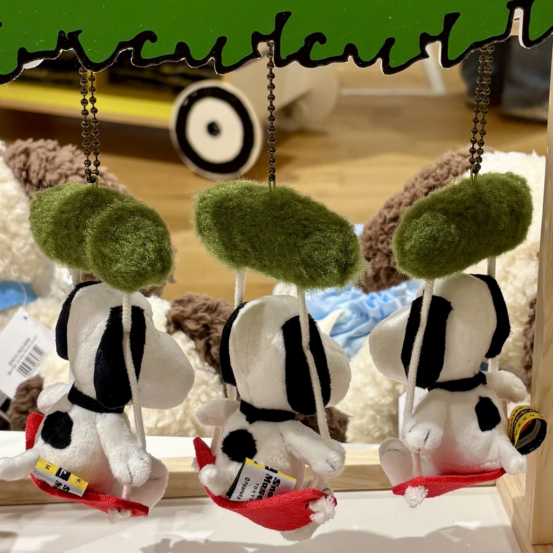 【訂貨】Snoopy Museum 東京史努比博物館 - Snoopy 盪鞦韆公仔掛飾