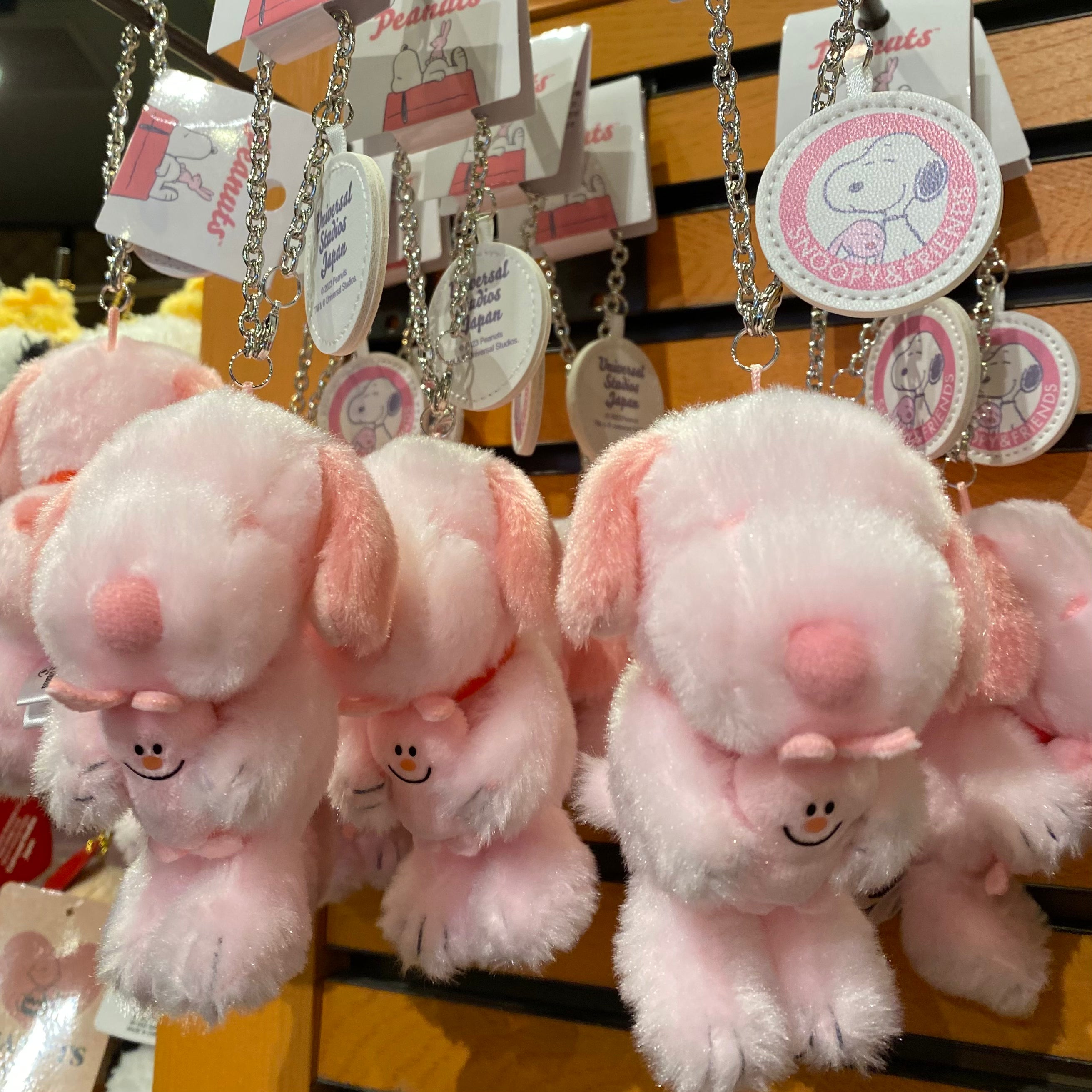 USJ Snoopy & Rabbit 粉紅兔兔吊飾