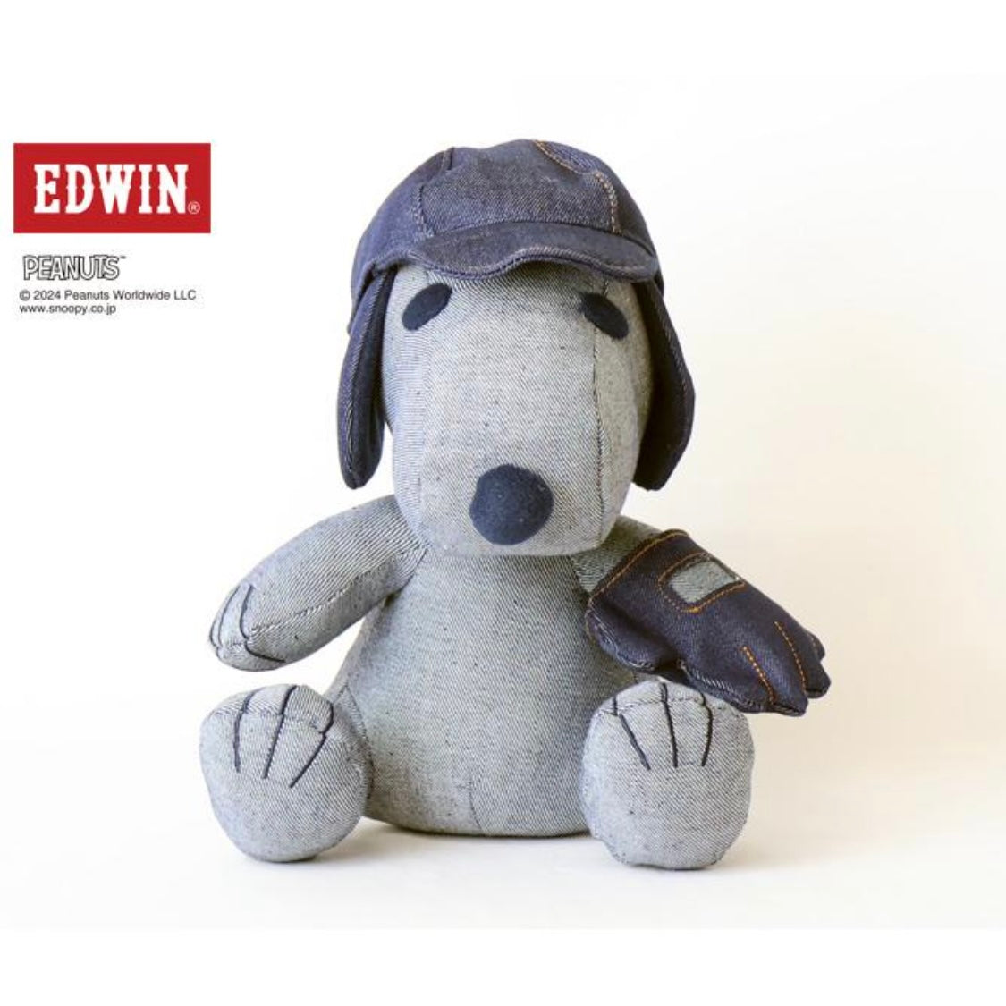 Edwin x Snoopy 牛仔布棒球公仔