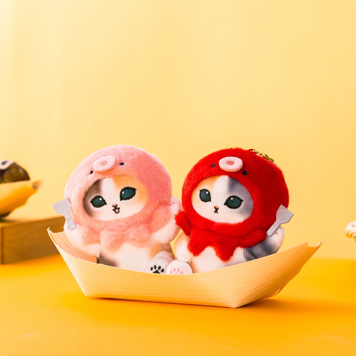 Mofusand Octopus Figurine Keychain