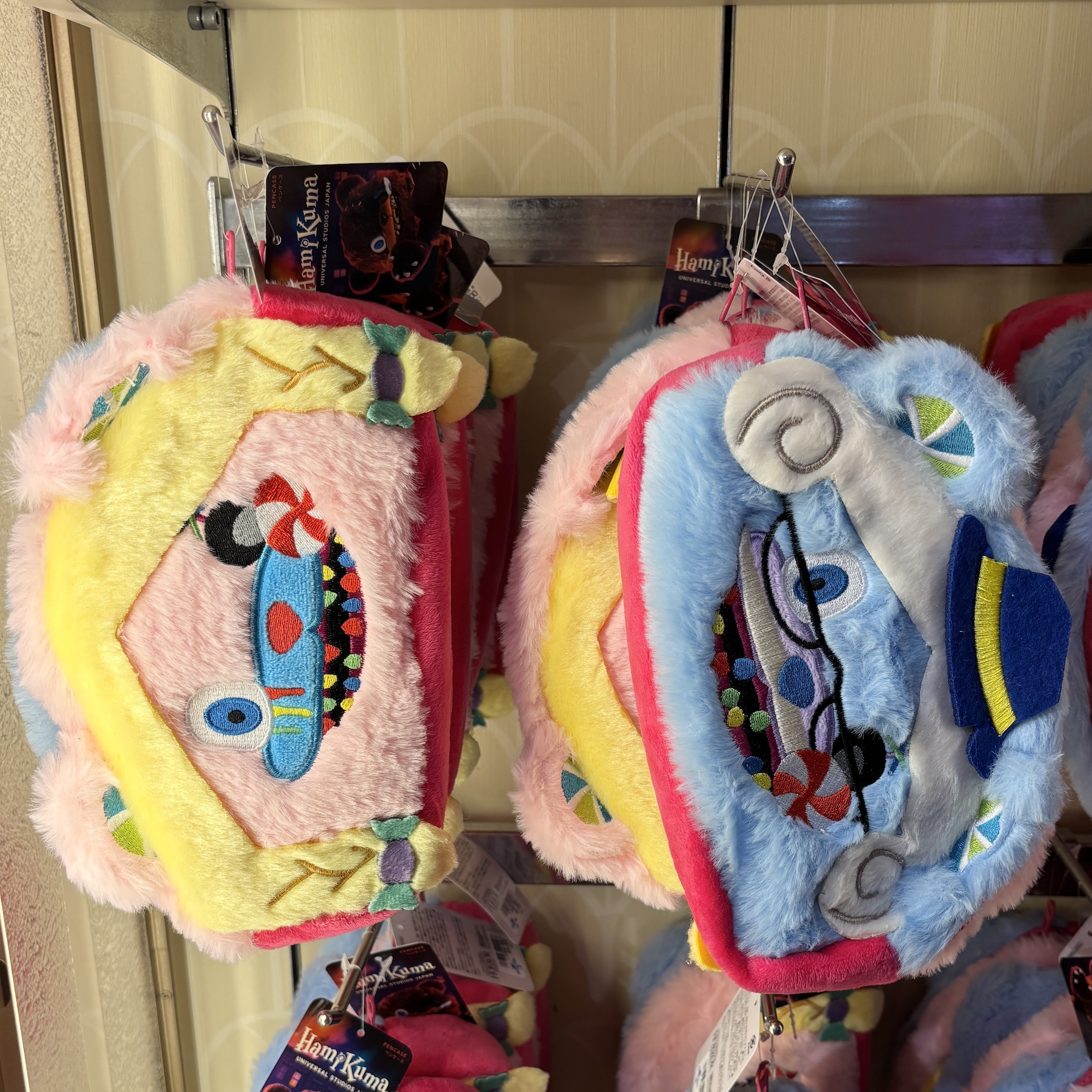 【訂貨】USJ Halloween - Hami-kuma Lolly & Pop 毛毛雙面筆袋