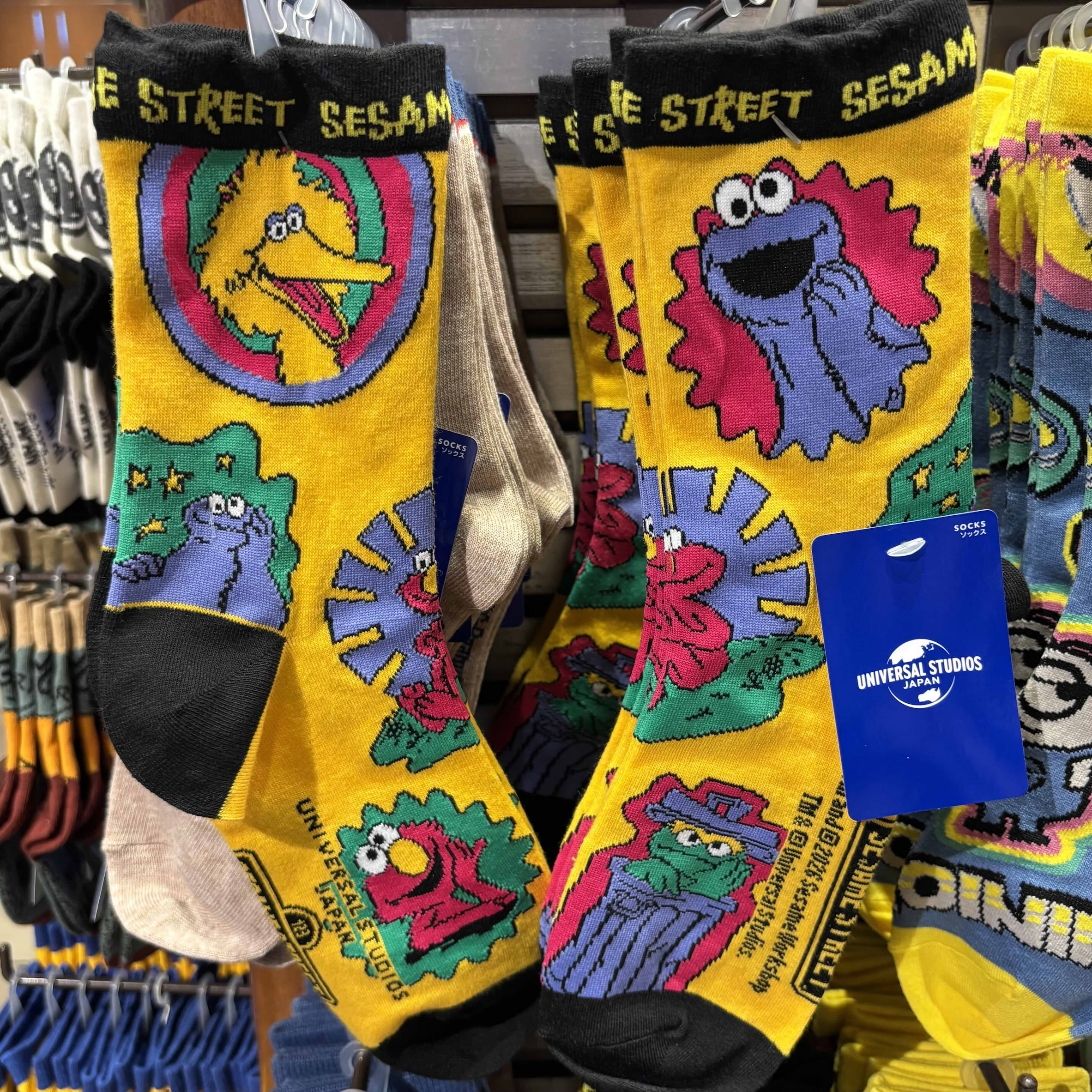 【訂貨】USJ 芝麻街 彩色成人短襪