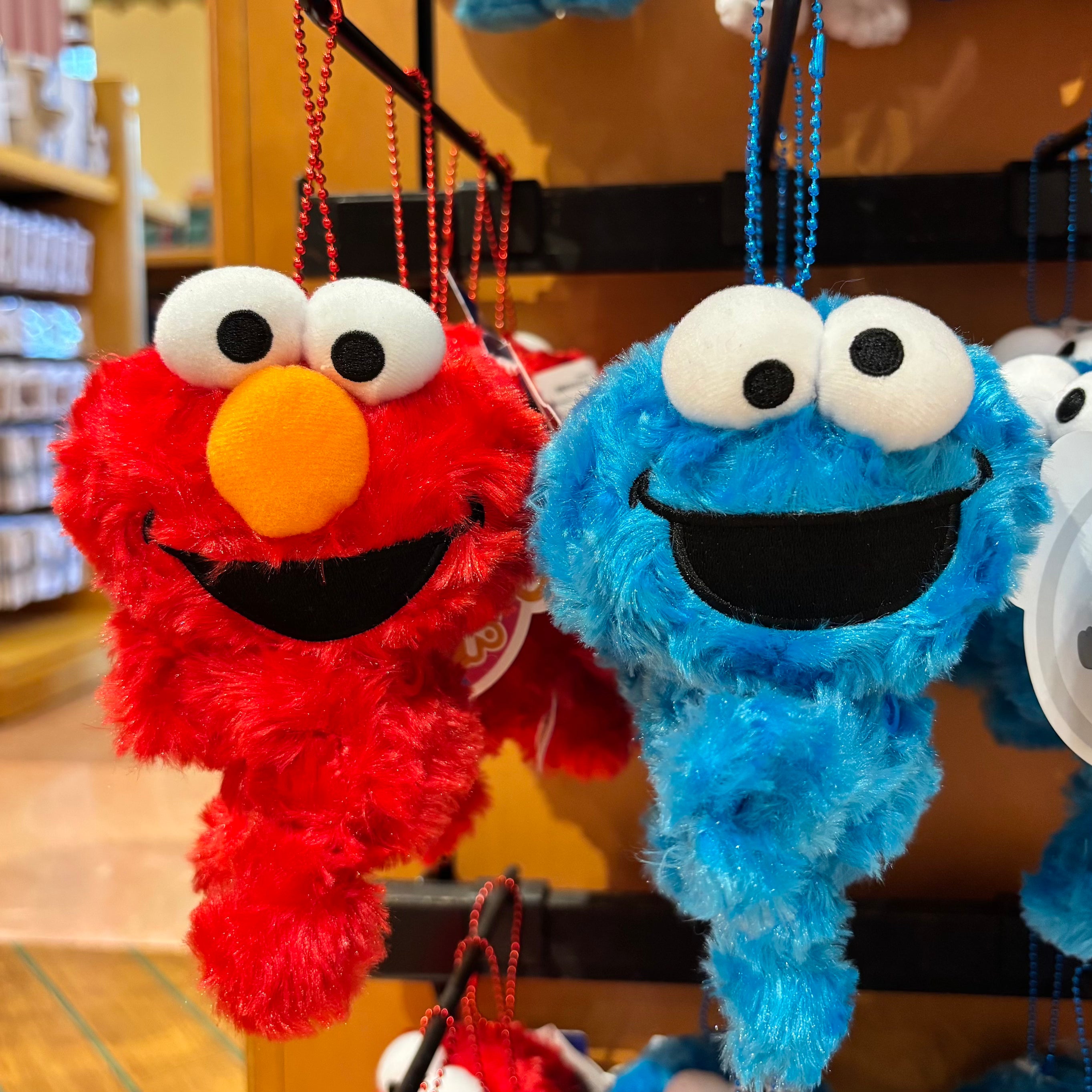 【訂貨】USJ Elmo Cookie Monster Abby 搭膊頭 公仔掛飾