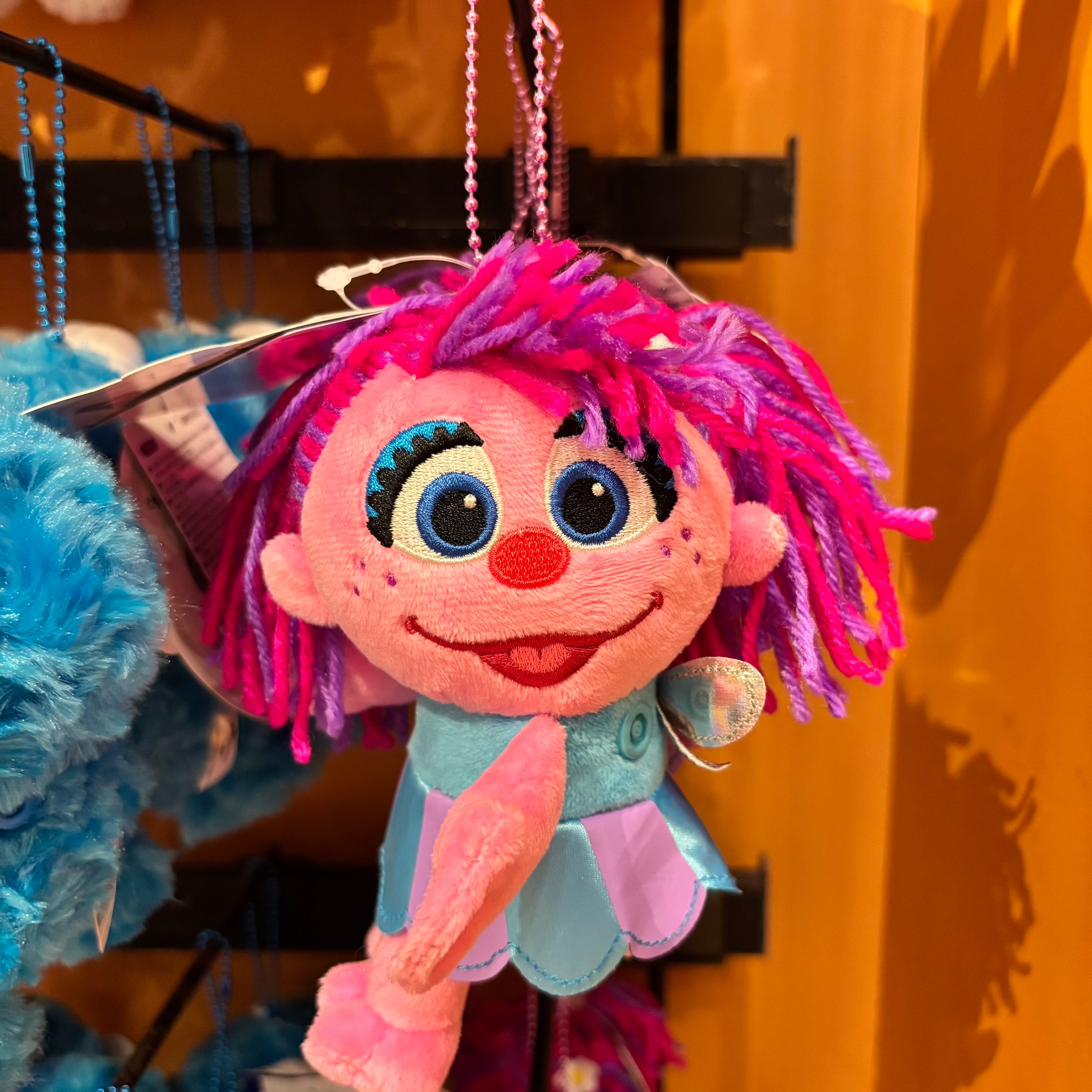 USJ Elmo Cookie Monster Abby 搭膊頭 公仔掛飾