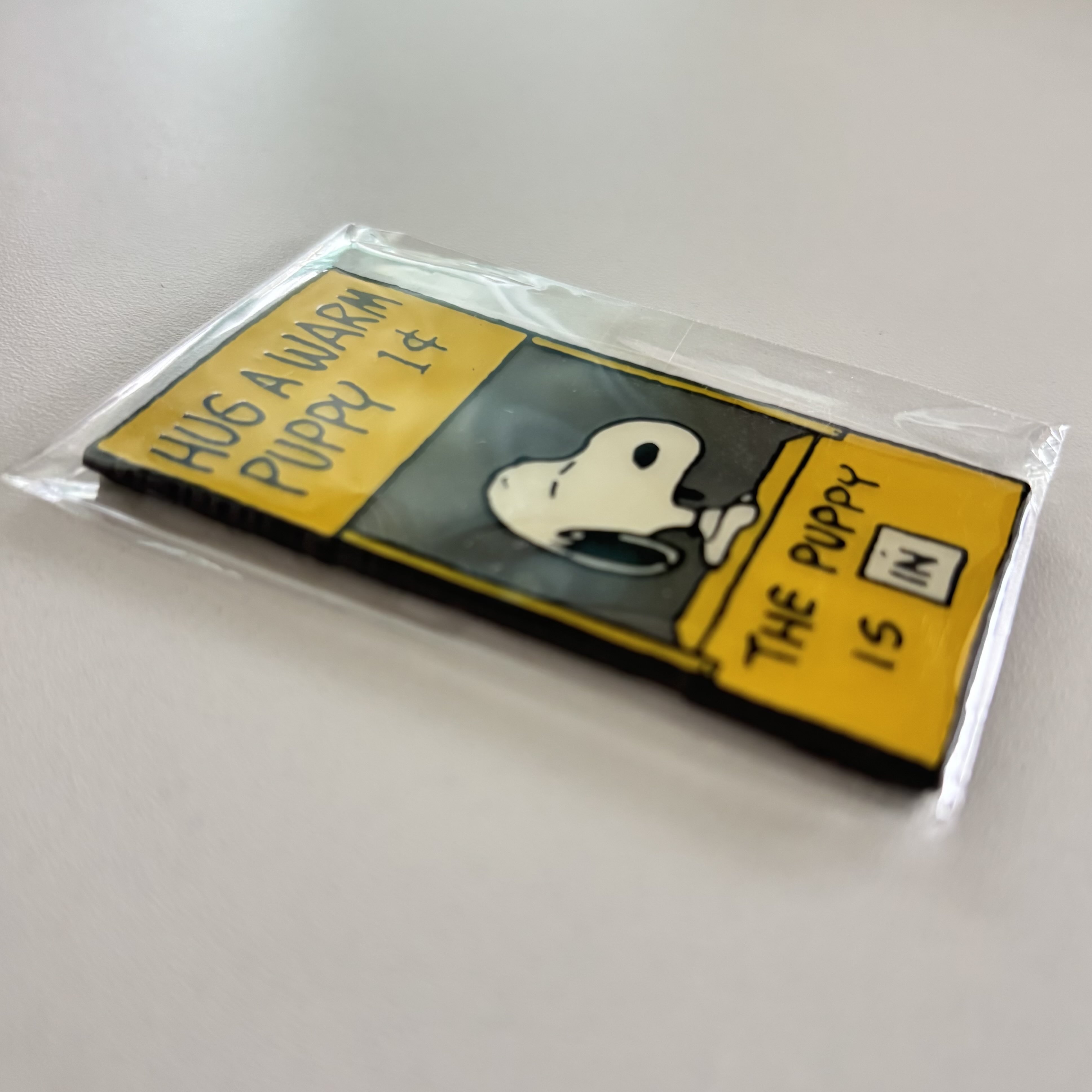 【訂貨】Snoopy Museum 東京史努比博物館 - Hug a warm puppy Snoopy 磁石 磁鐵貼