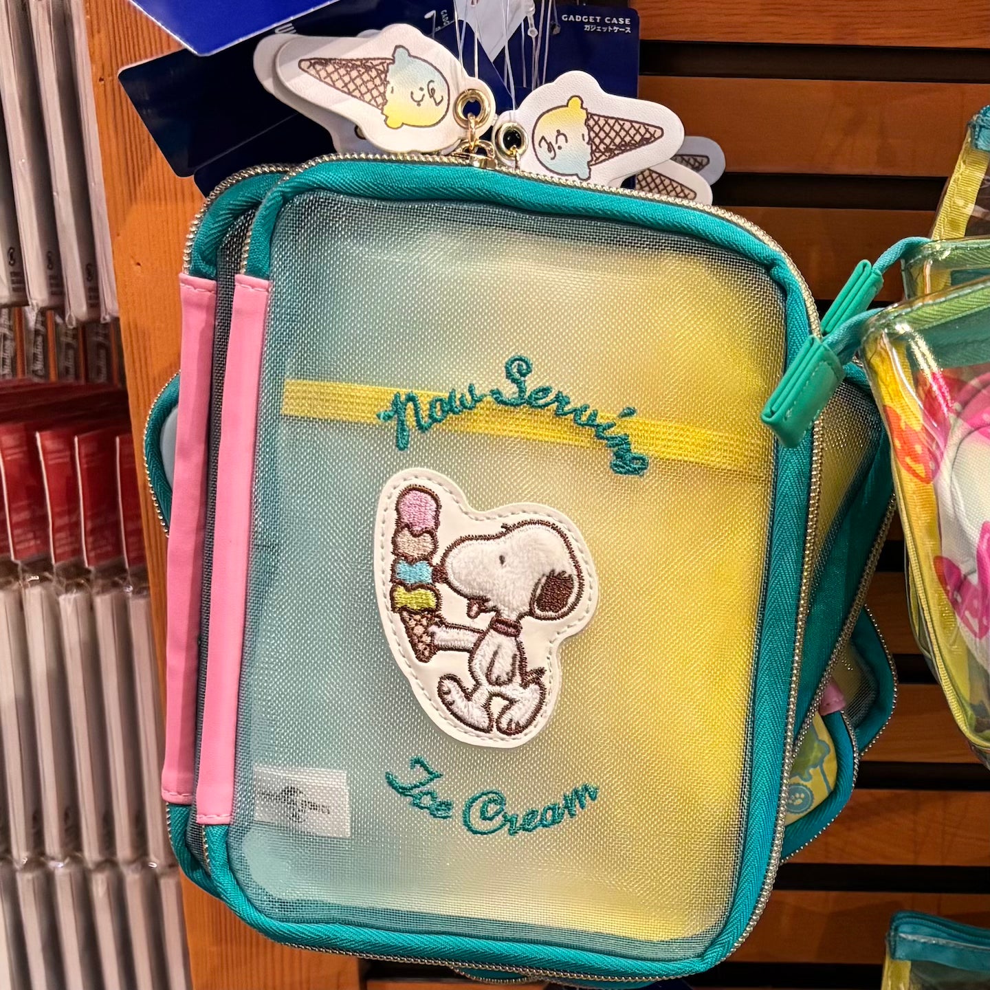 USJ Snoopy Now Serving Ice cream Gadget Case 多用途收納袋