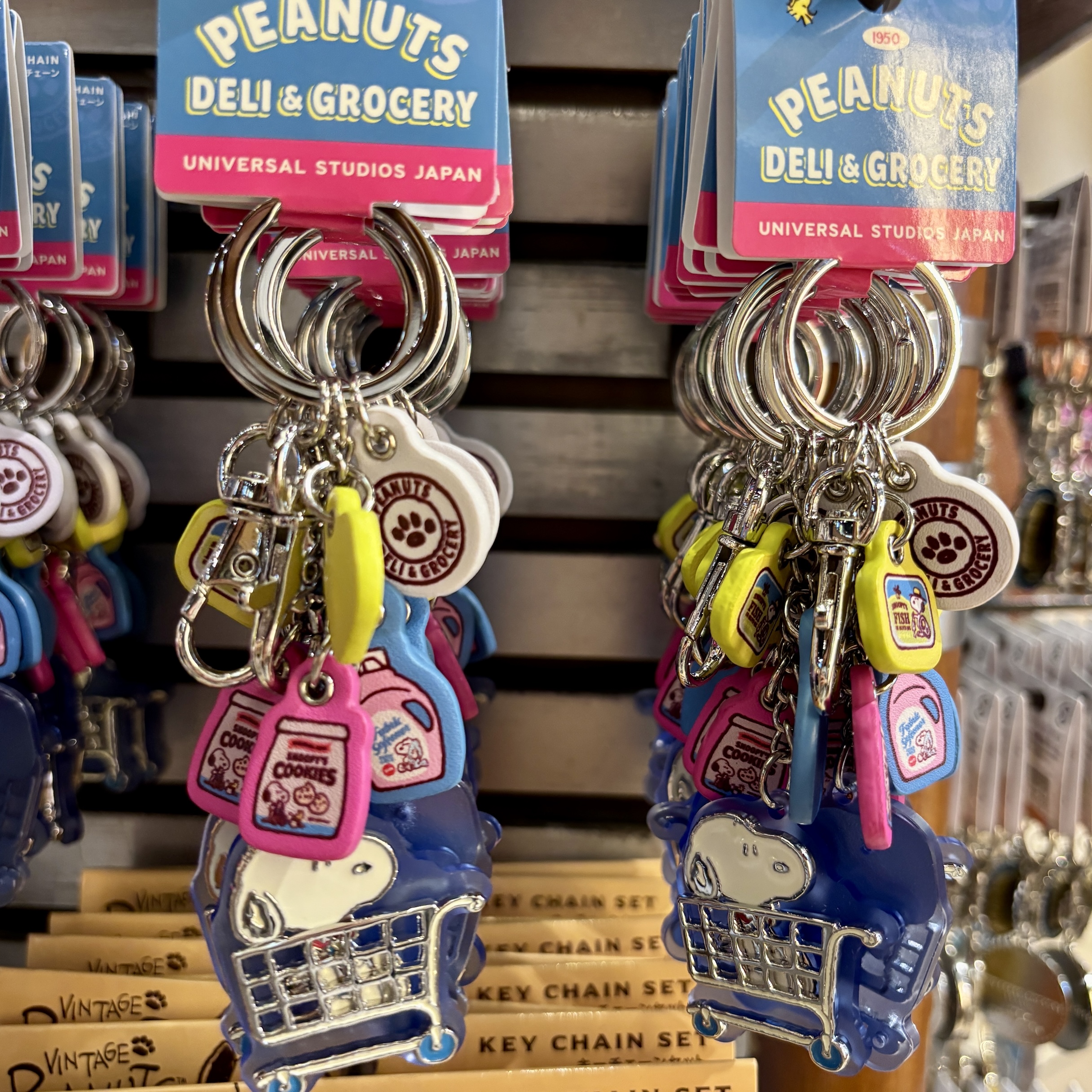 【訂貨】USJ Peanuts DELI & GROCERY Snoopy 鑰匙扣