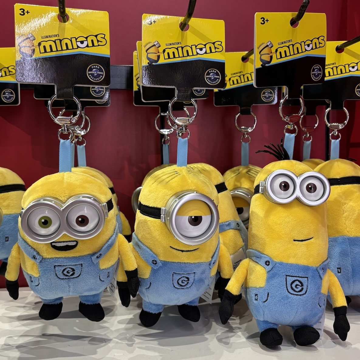 USJ MINIONS Figure Keychain - Stuart Bob Kevin