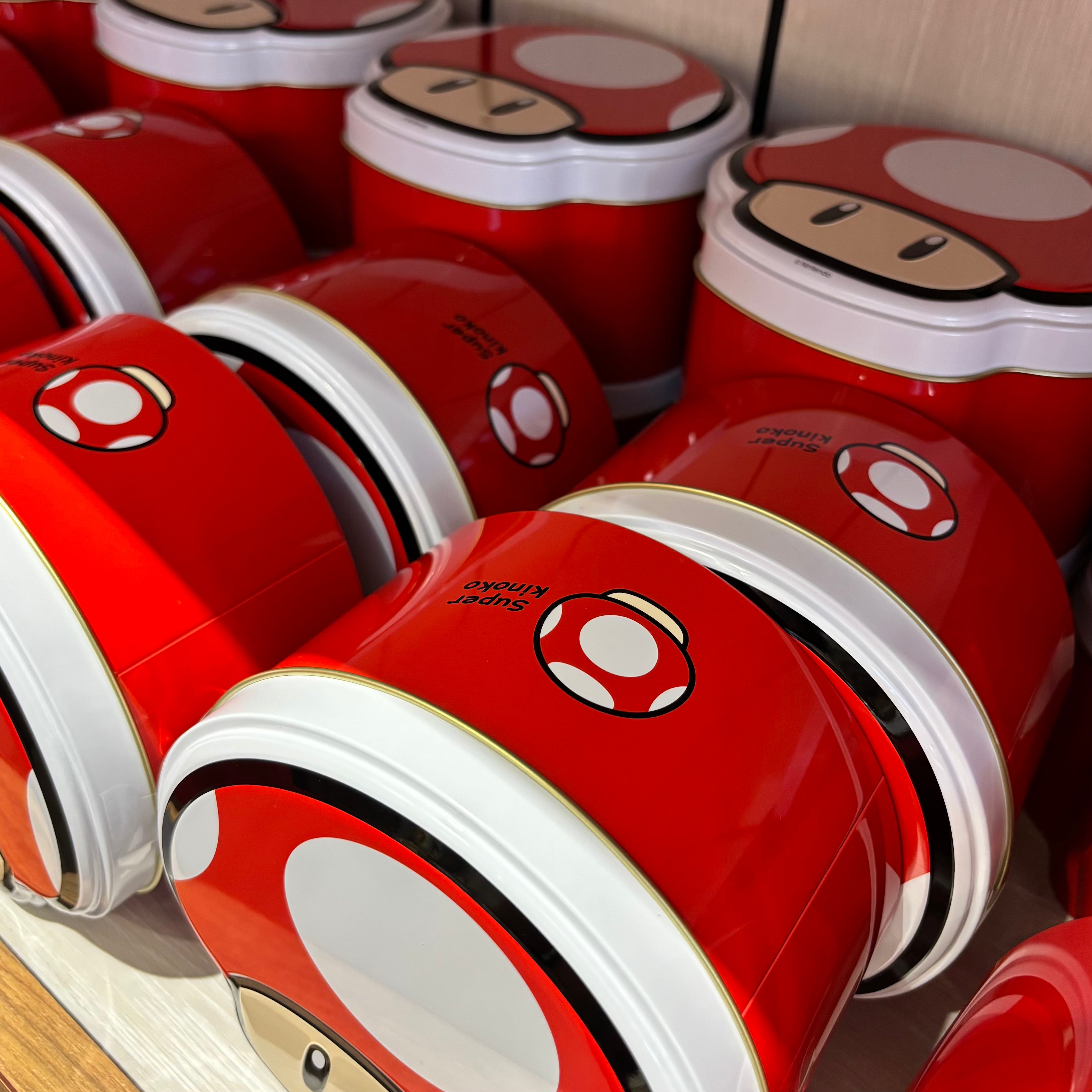 訂貨】USJ Mario 蘑菇曲奇盒(鐵盒)