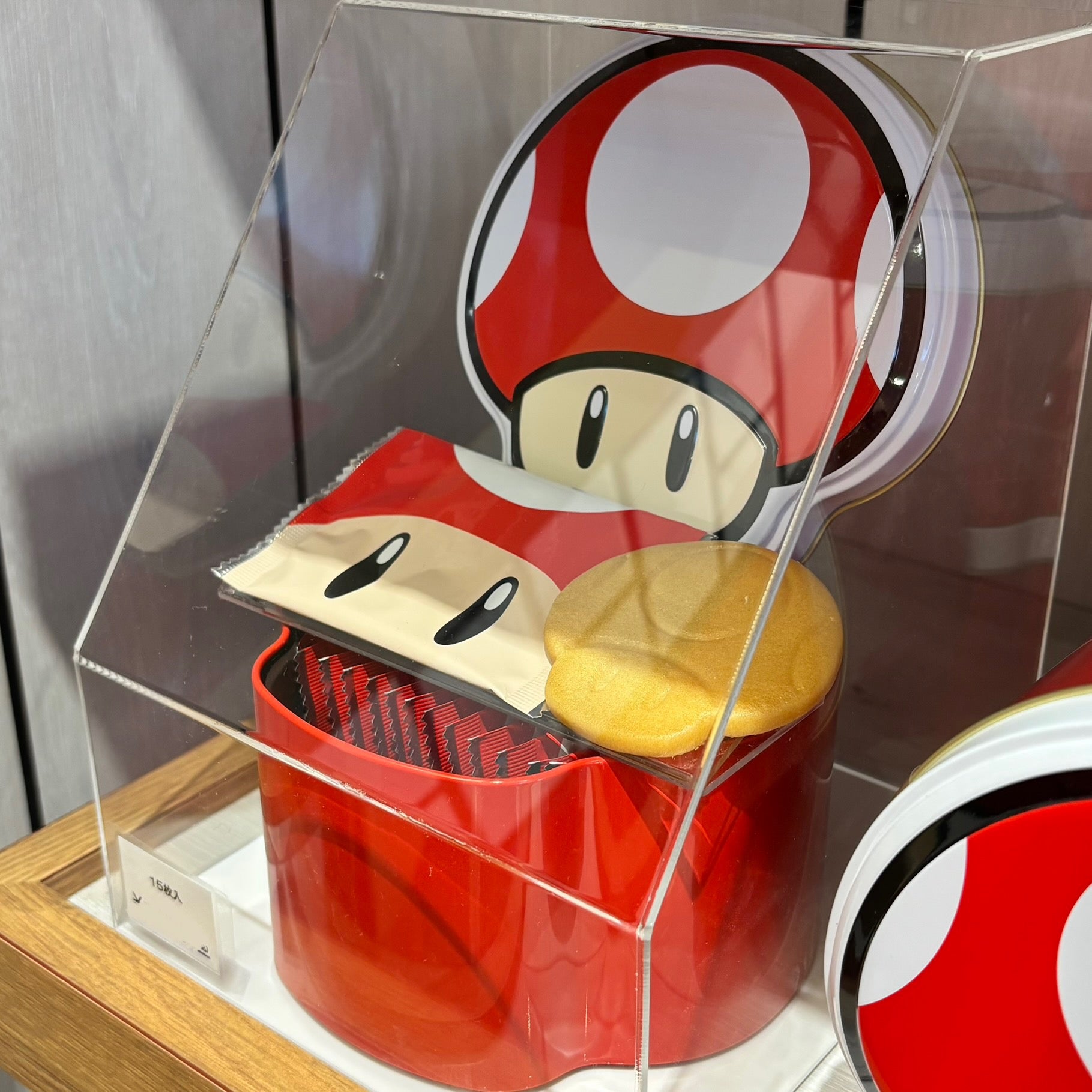 USJ Mario 蘑菇曲奇盒 (鐵盒)