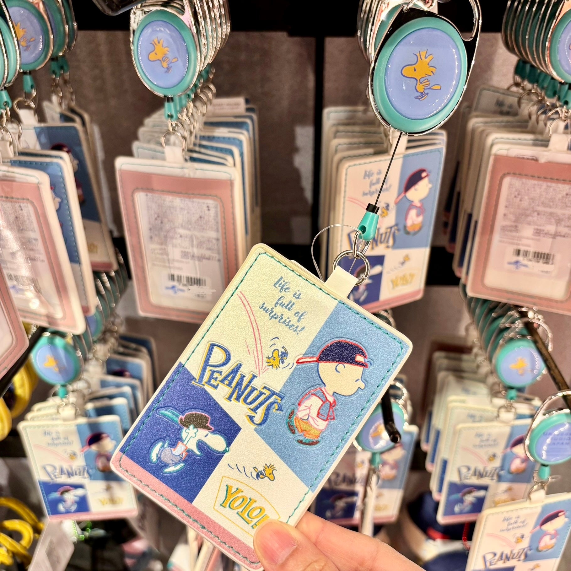 USJ Peanuts Snoopy & Charlie Brown 伸縮繩卡套 證件套 八達通套