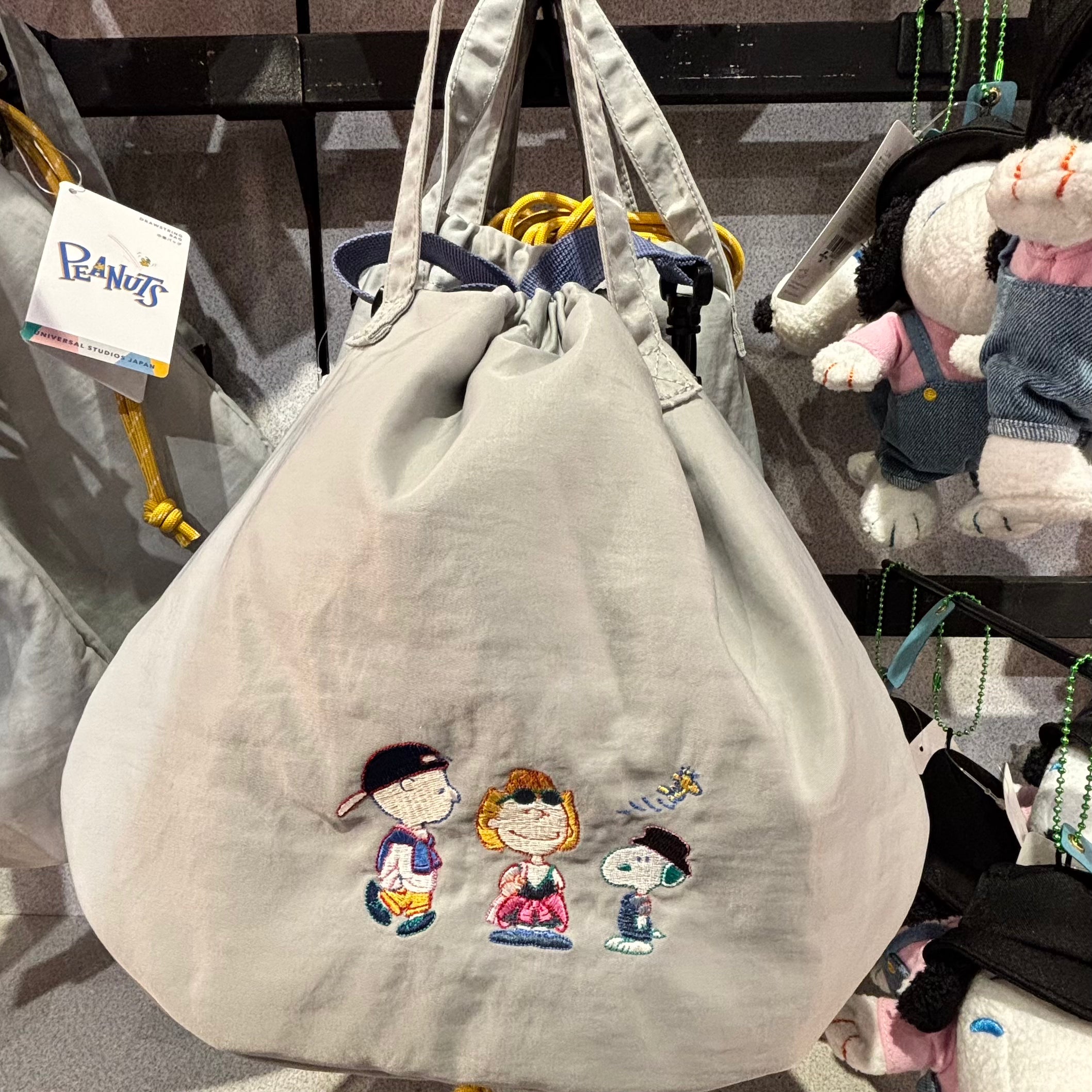 USJ Peanuts Snoopy Charlie Brown Sally 斜揹袋 單肩包 索繩袋