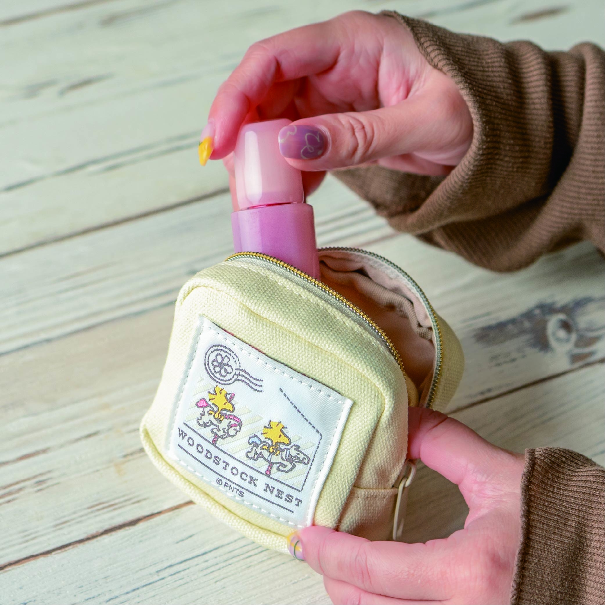 【預訂】Woodstock Nest 方形迷你收納袋 連登山扣