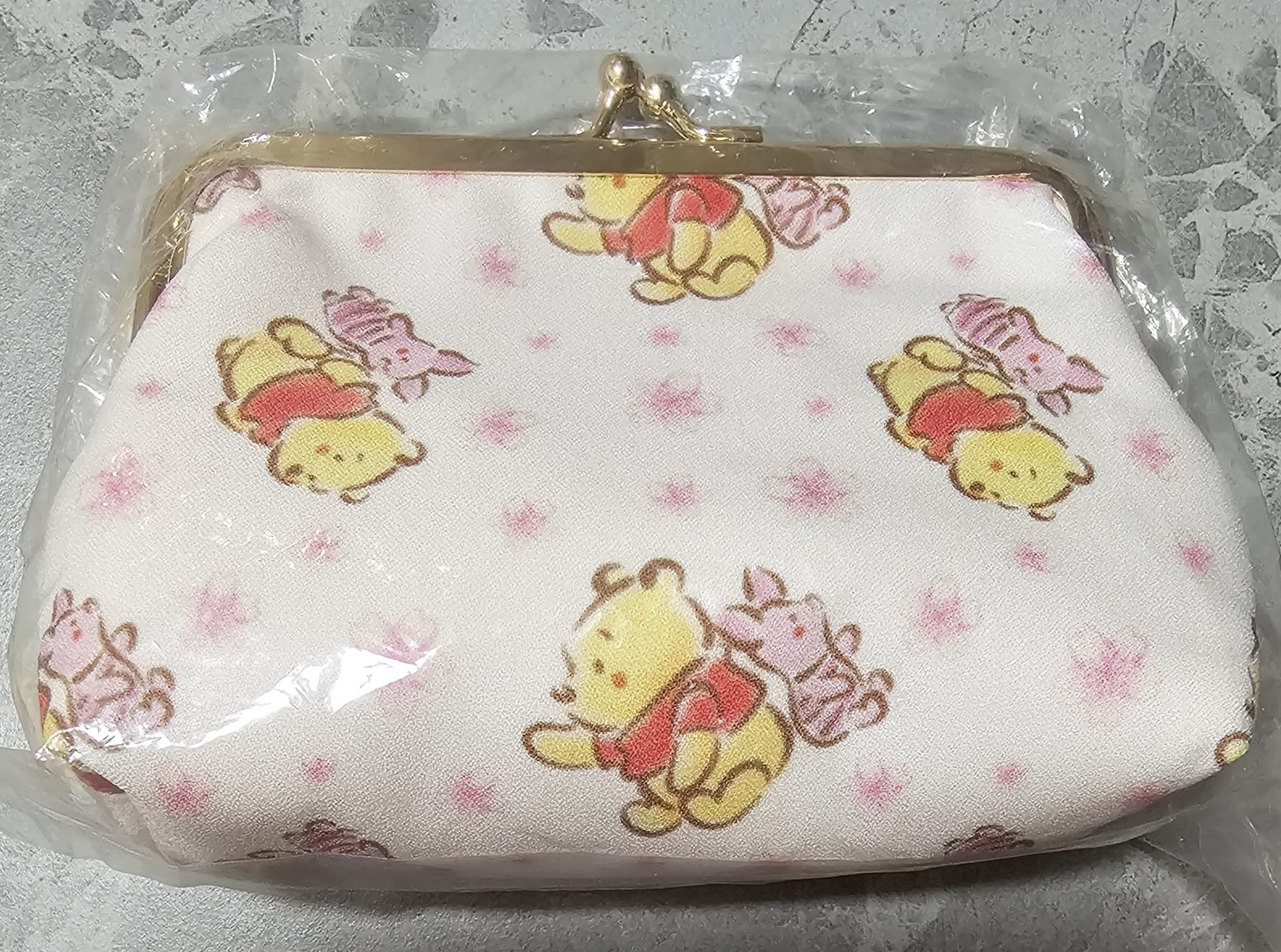 【現貨】Disney Winnie the Pooh 小熊維尼櫻花系列 - 口金化妝包 化妝袋