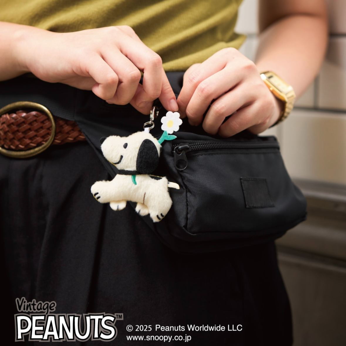 【預訂｜10月底】PEANUTS 75週年商品 - 復古Snoopy 迷你吊飾（頭頂小花）