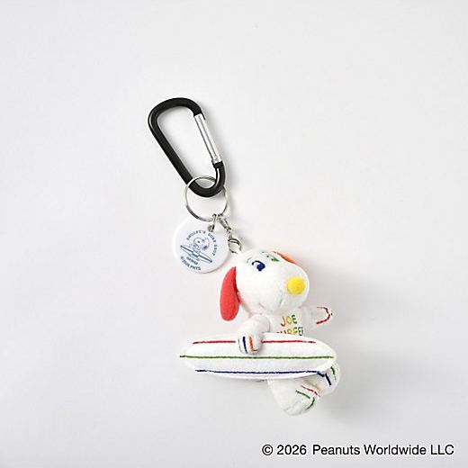 【預訂｜8月】Snoopy in Ginza 銀座展 2026 - SNOOPY’S SURF SHOP 行山扣 滑浪公仔掛飾 (彩色 Snoopy)
