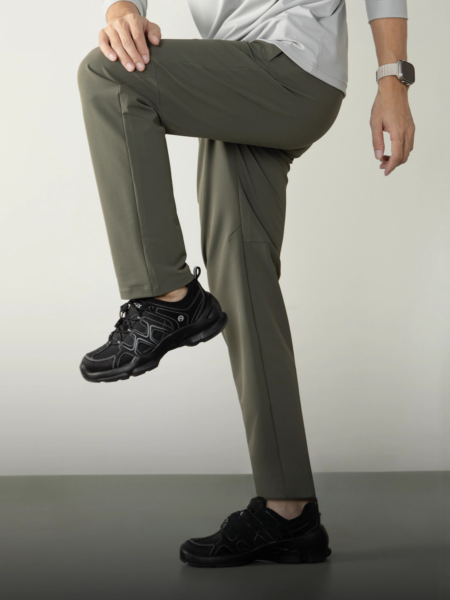 【探險系列】零感高彈休閒長褲抽繩腰立體V斜裁拉鍊袋男戶外長褲