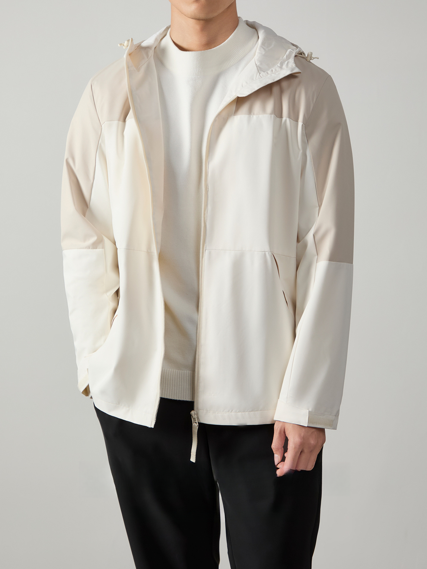 山系機能撞色拼接連帽衝鋒衣外套男秋冬戶外鎖溫防潑水登山服