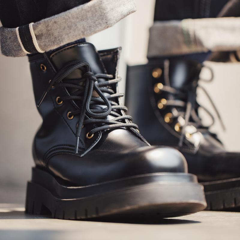 男鞋男士秋季新款厚底工裝靴中幫英倫風馬丁靴子高幫黑色皮鞋子-Retro's Wear