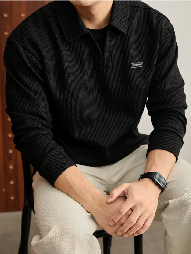 撞色假兩件雙層領口華夫格肌理衛衣男小皮標翻領深V長袖上衣