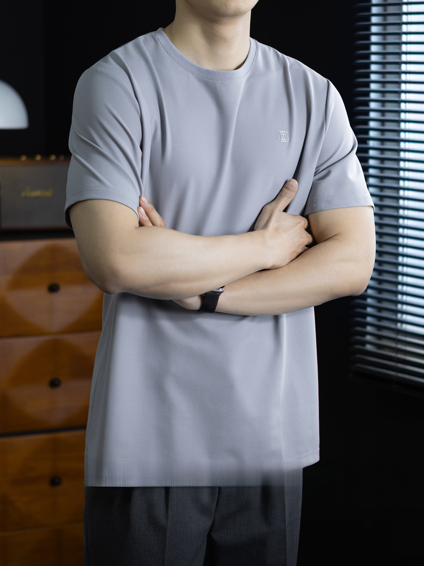 冰絲錦氨涼感免燙商務短袖T恤男夏季高端3D字母垂感透氣運動上衣