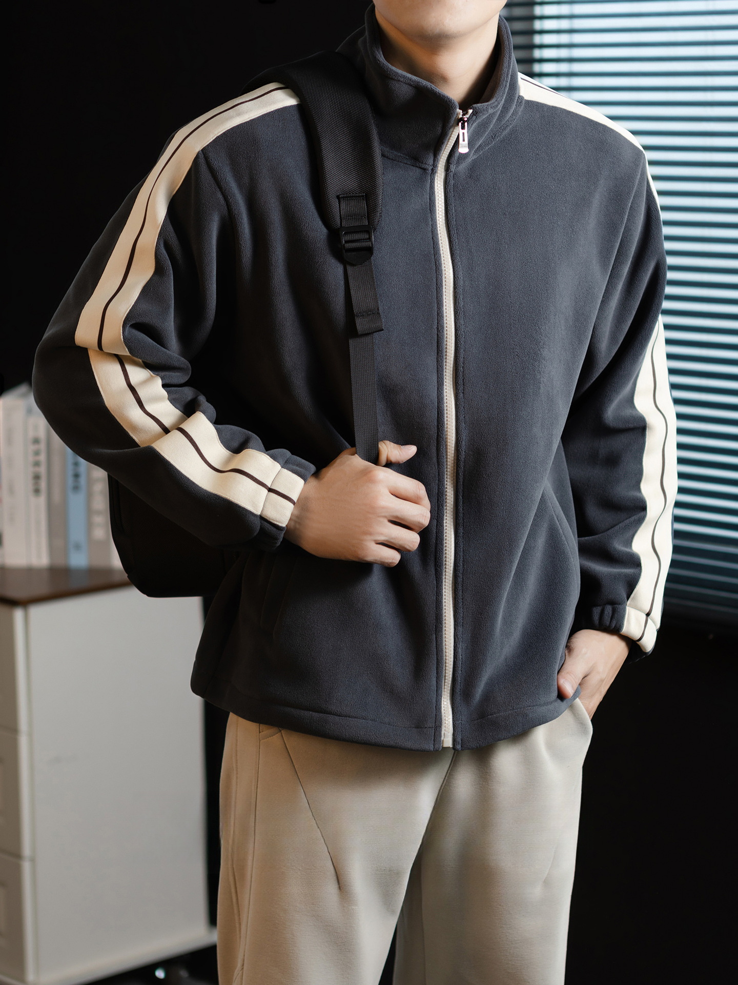 【静奢体感】四层锁棉撞色条纹立领男士外套冬季加厚双面绒夹克衫