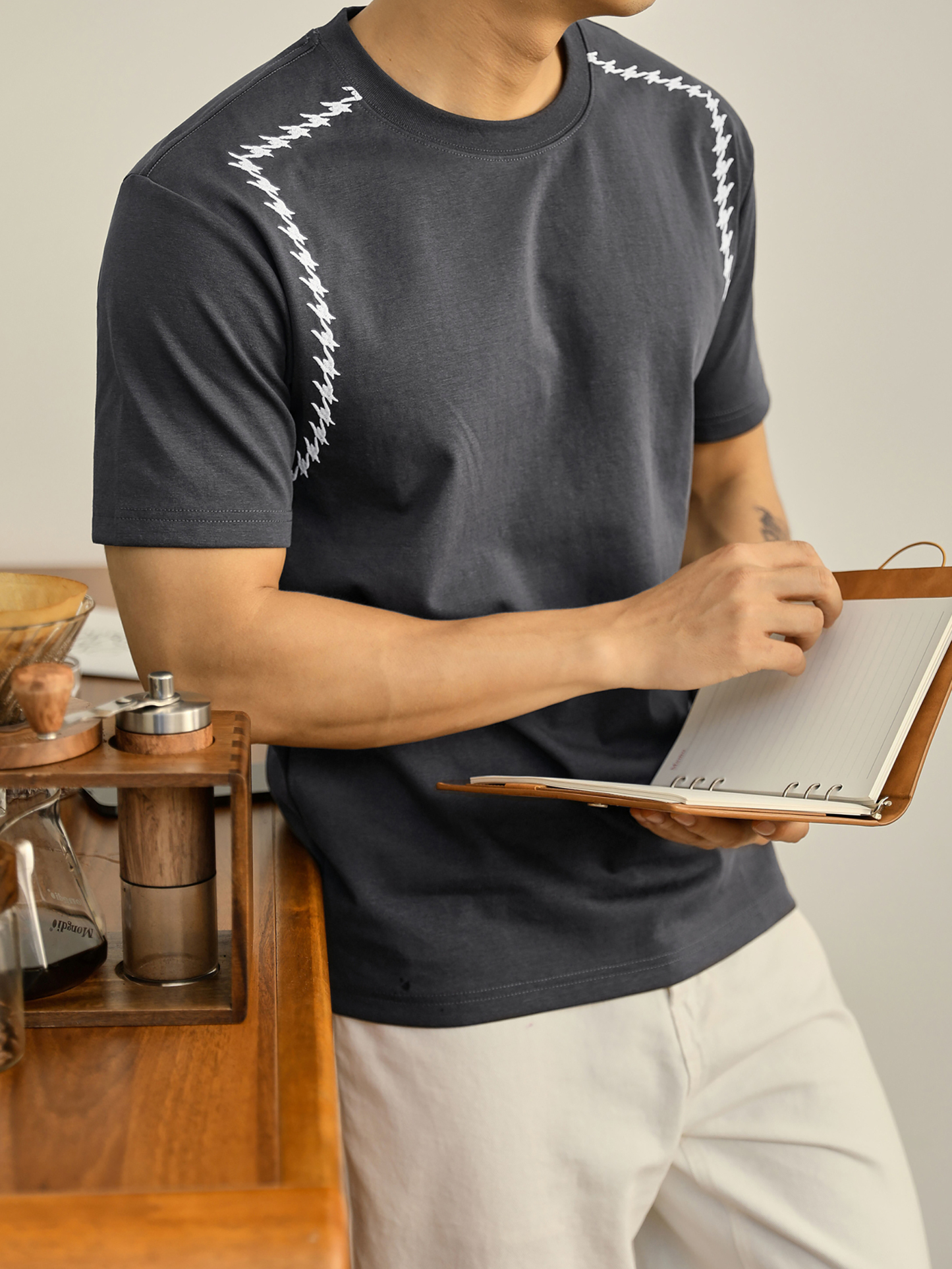 男夏季重磅冰感棉舒適圓領短袖時尚千鳥紋刺繡對稱分割線T恤