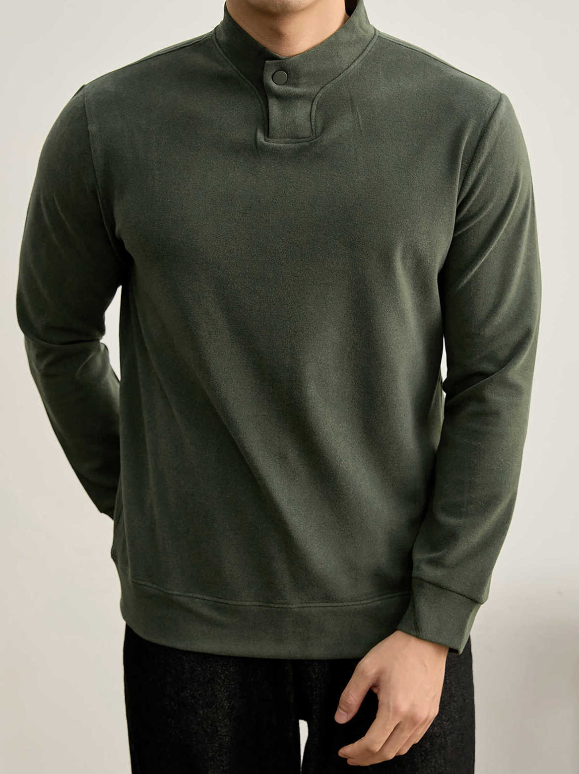 莫蘭迪色系冬季保暖德絨打底衫衛衣復古風一粒扣中領上衣男