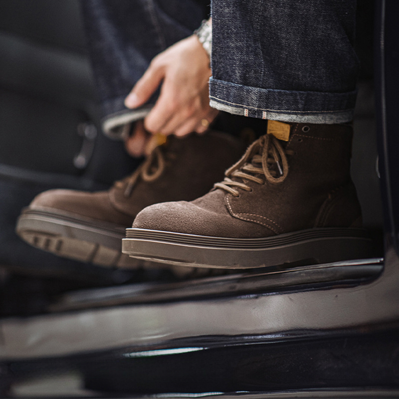 荒野岩棕冬季新款工裝靴子男休閒復古厚底中高幫翻毛皮馬丁靴-Retro's Wear
