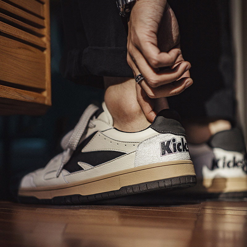 (Maden)新款裂紋板鞋男百搭休閒運動復古小白鞋低幫厚底-Retro's Wear