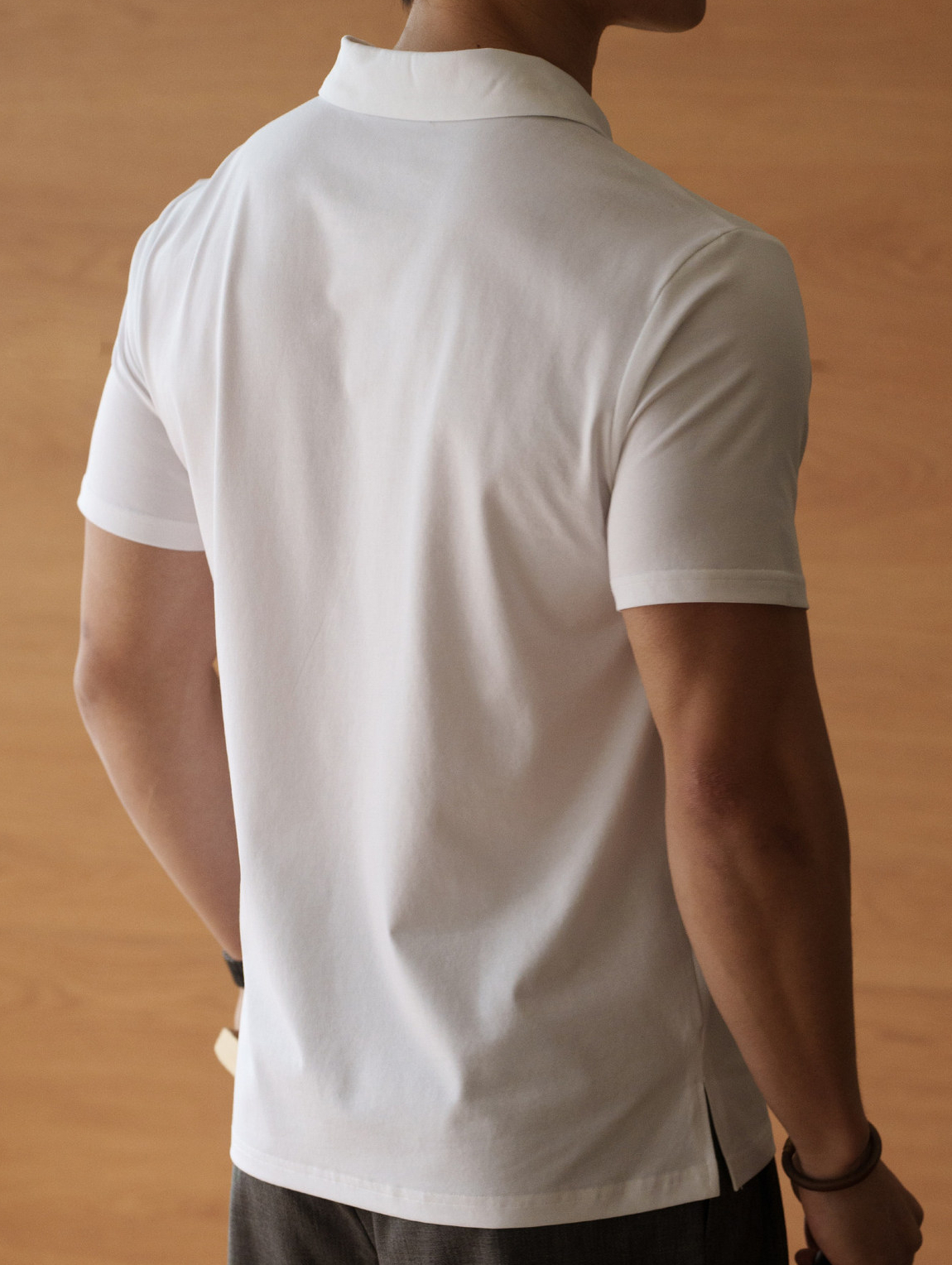 輕運動風萊賽爾棉混紡V領POLO衫男士2026春季新款透氣休閒短袖T恤