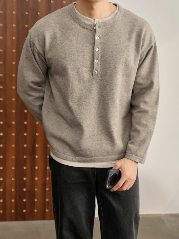 時髦高智感假兩件撞色亨利領針織衫男士秋季休閒百搭長袖T恤